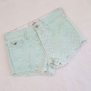 Hollister Crochet Knit High Rise Shorts Size 3 w26